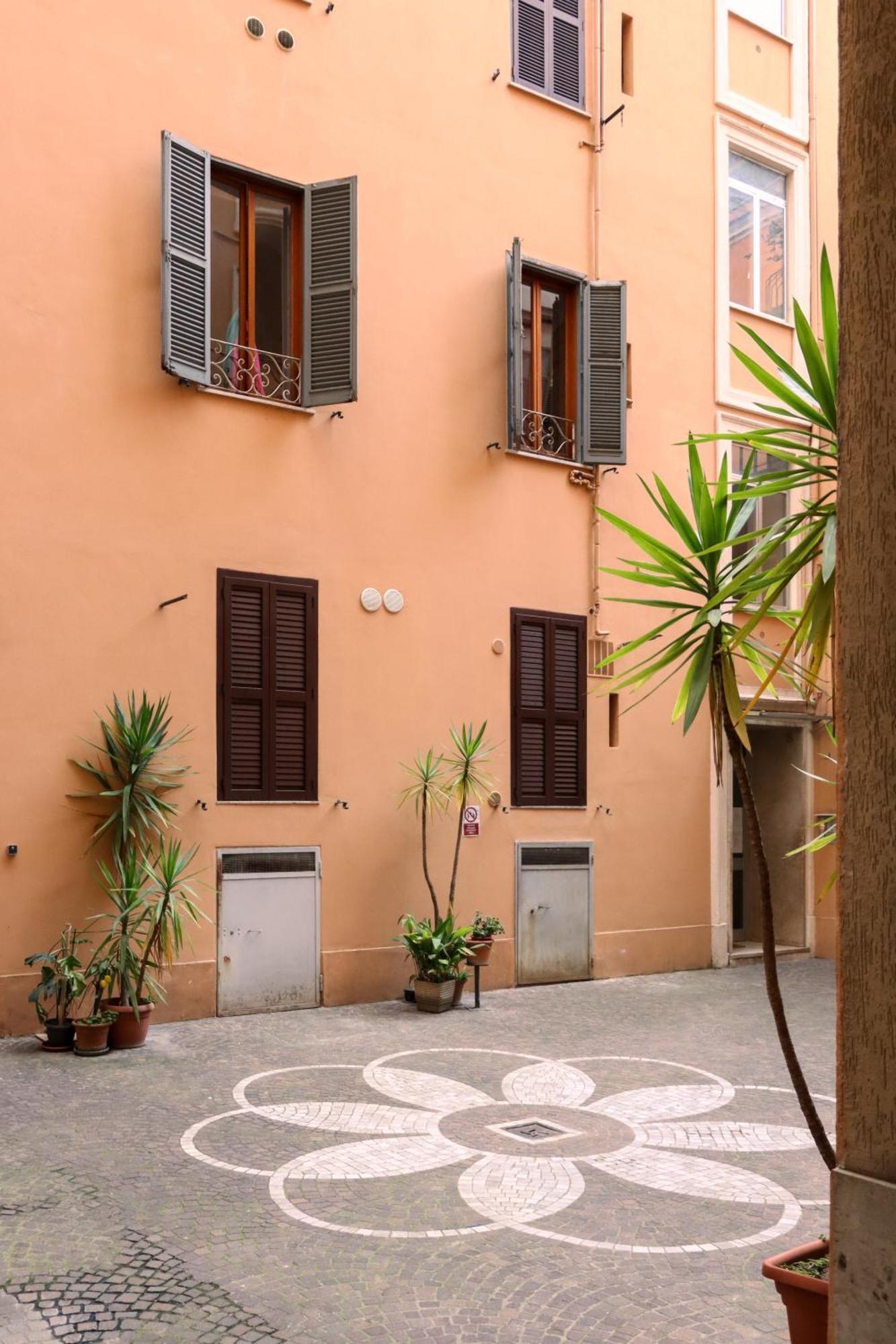 Apartment Domus Claudinae